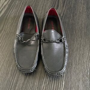 🍍ROBERT DAVID LOAFERS 🍍SIZE 6M🍍K-1